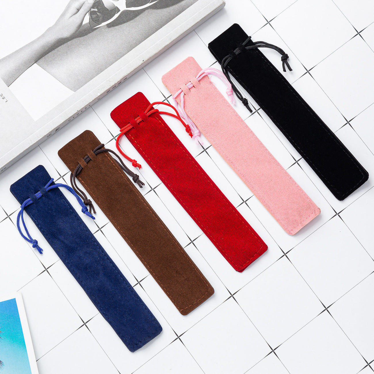 Crystal pen flannel pencil case