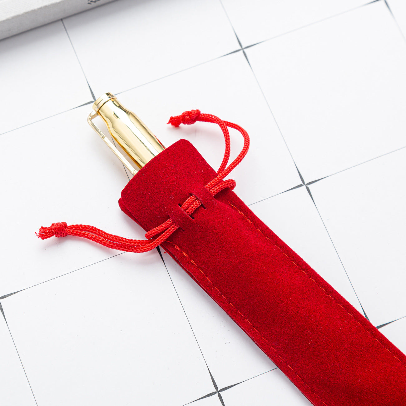Crystal pen flannel pencil case