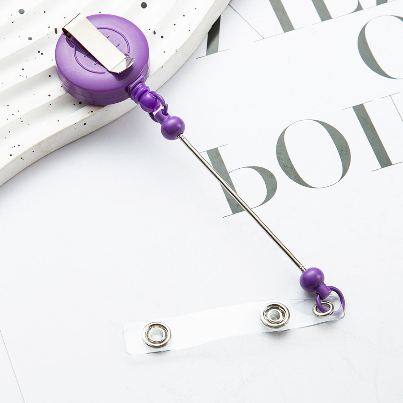 Card sleeve telescopic easy-to-pull buckle