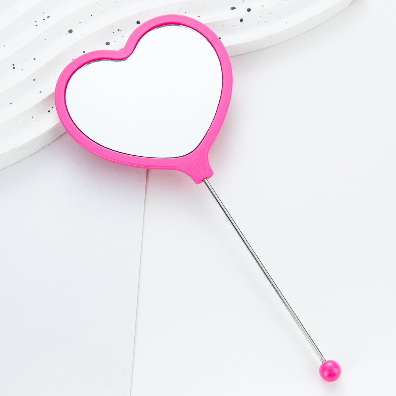 New DIY beaded handle love makeup mirror
