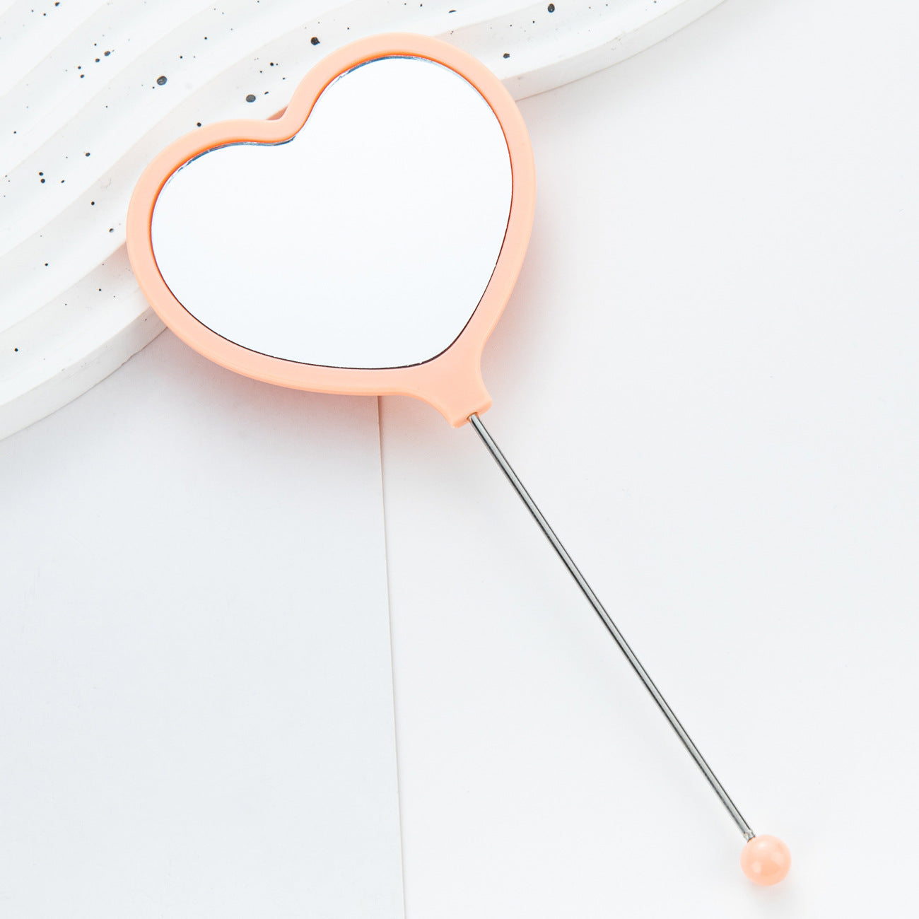 New DIY beaded handle love makeup mirror