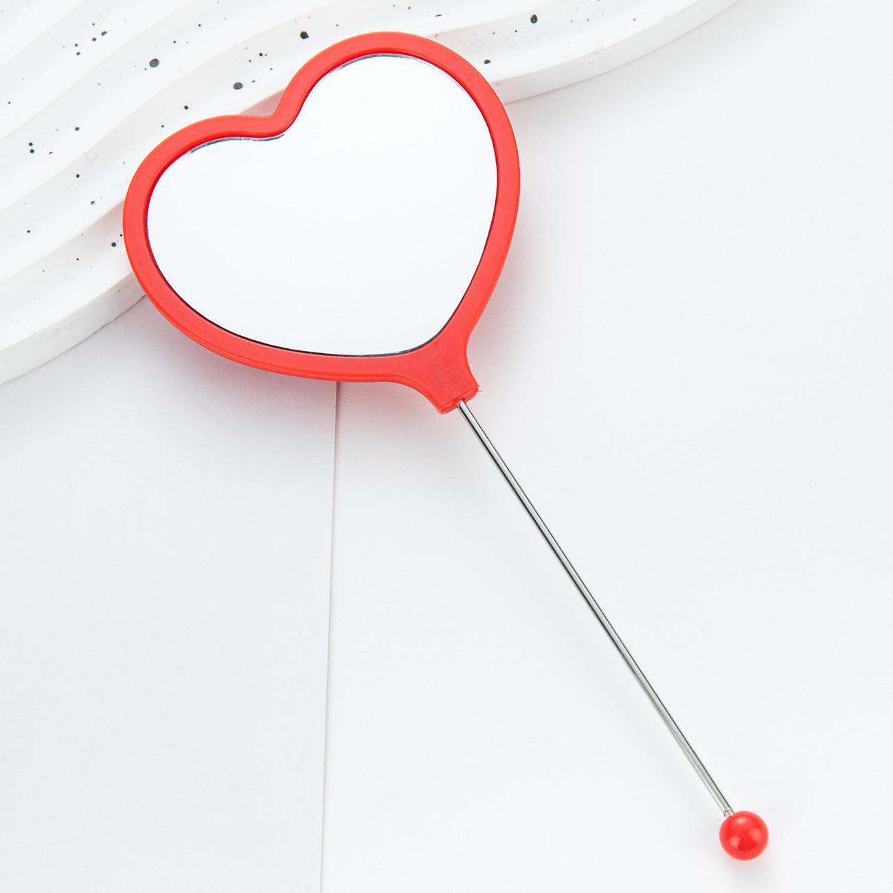 New DIY beaded handle love makeup mirror