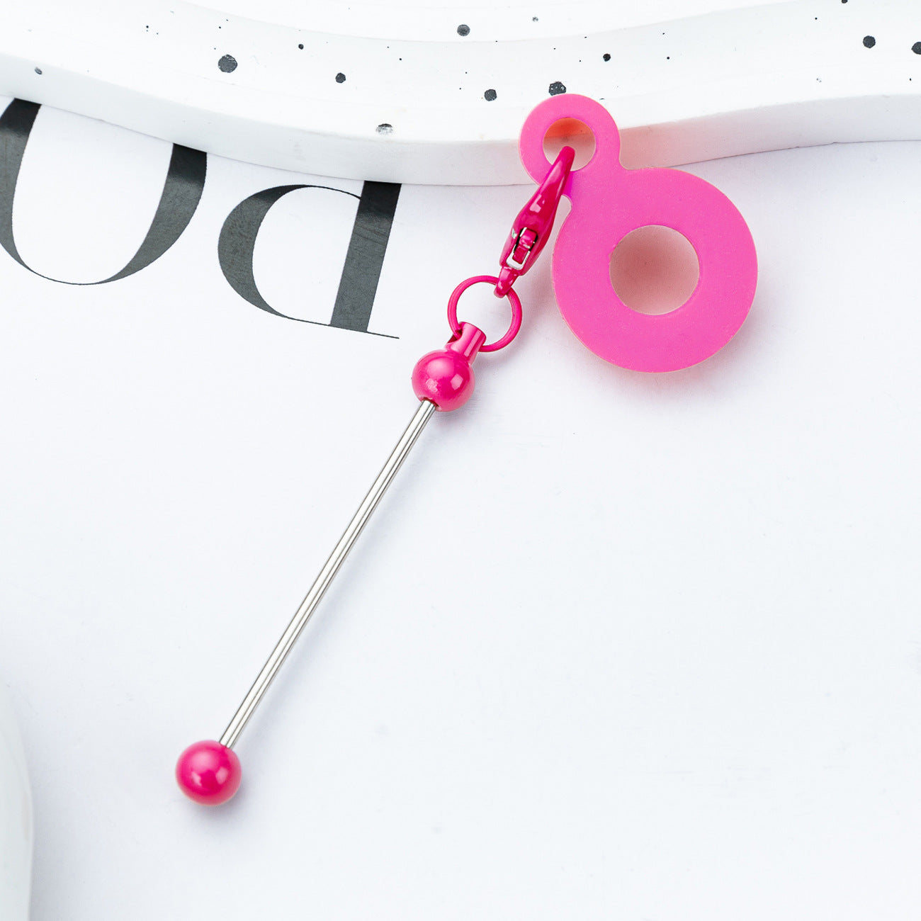 DIY beaded silicone straw pendant is suitable for 8mm-10mm water cup straw.