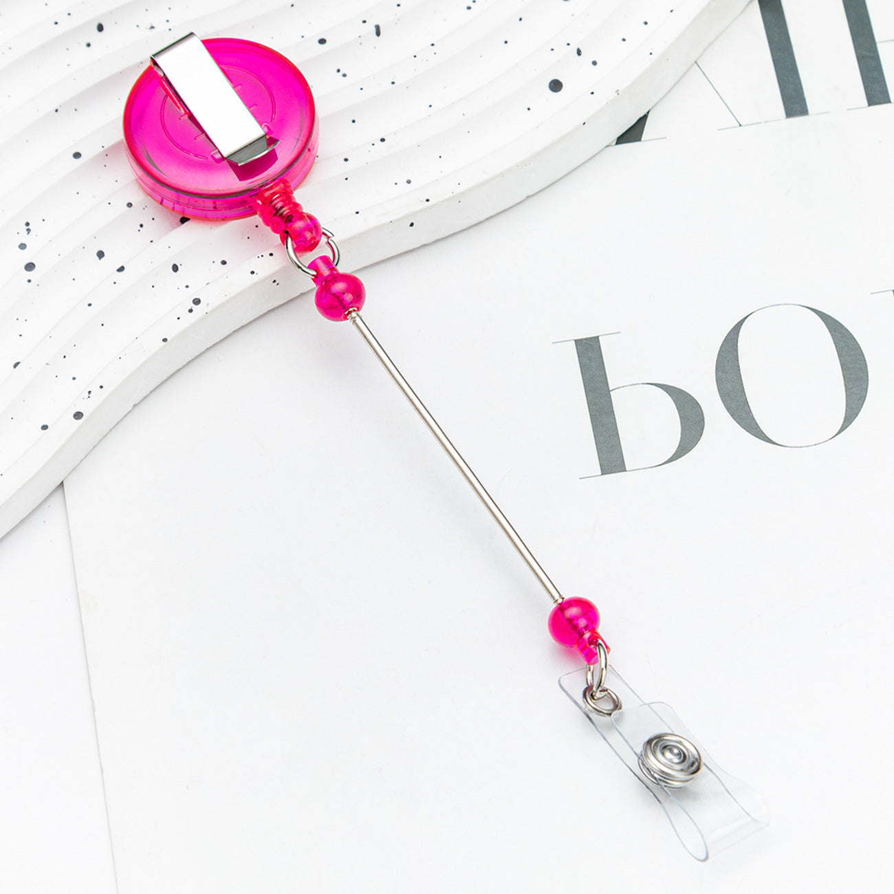 Card sleeve telescopic easy-to-pull buckle