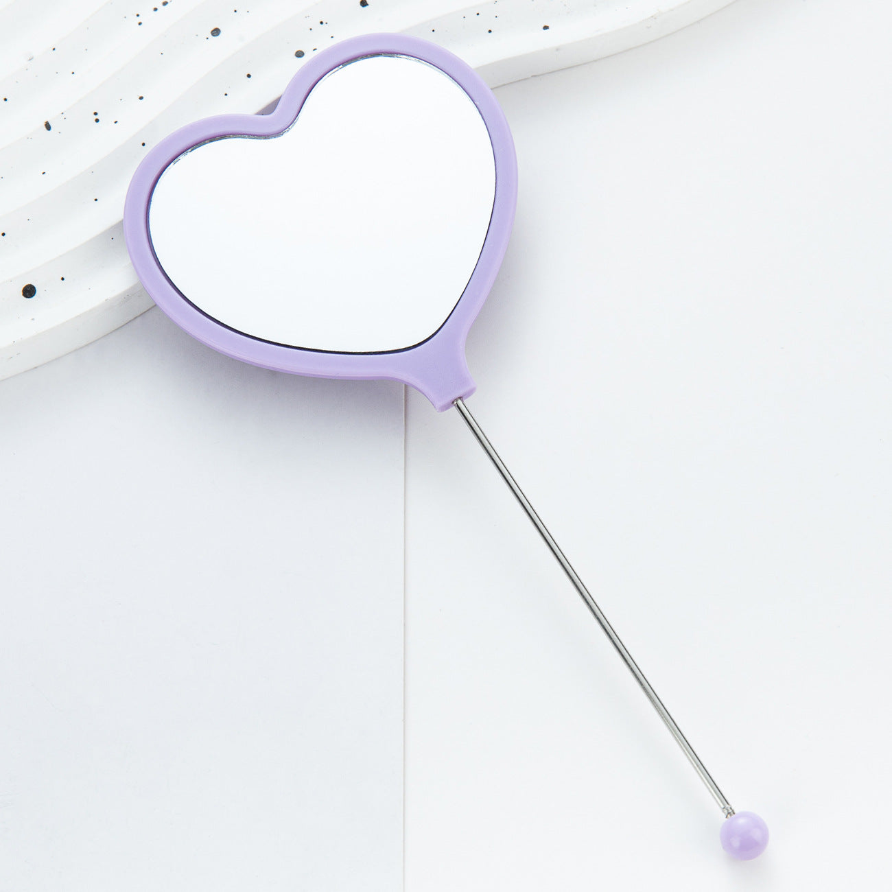 New DIY beaded handle love makeup mirror