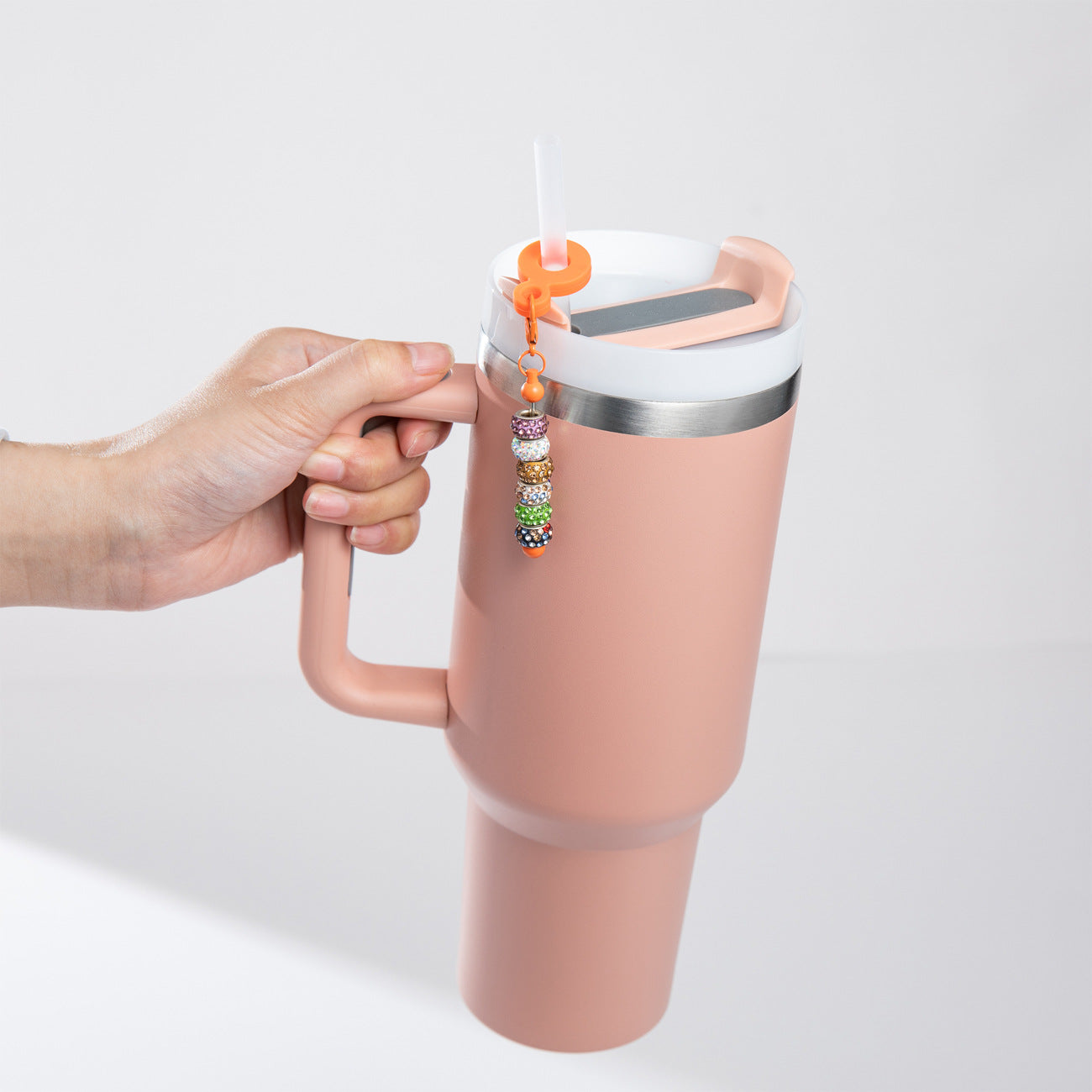 DIY beaded silicone straw pendant is suitable for 8mm-10mm water cup straw.