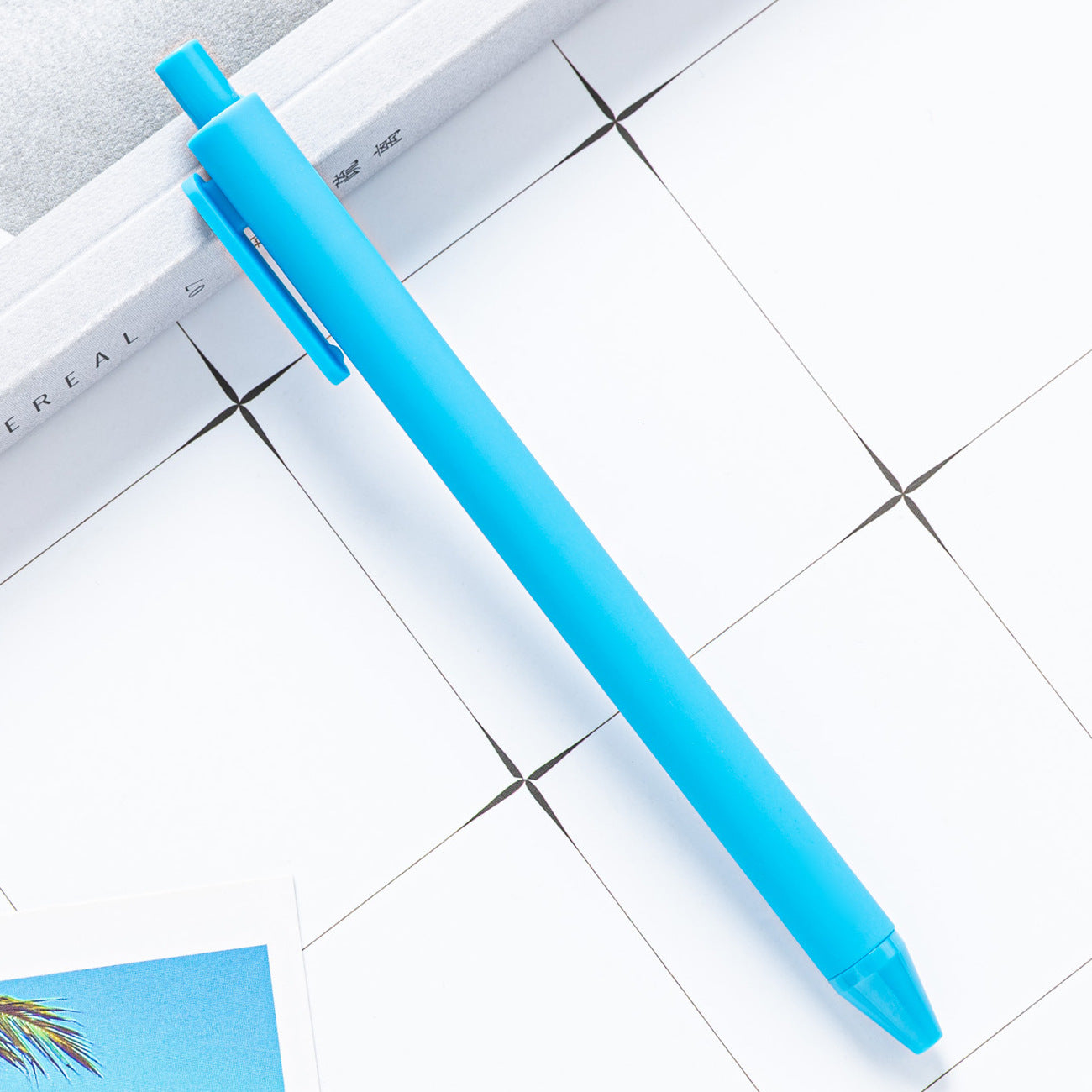 Press the plastic pen to print the logo creative candy, wholesale