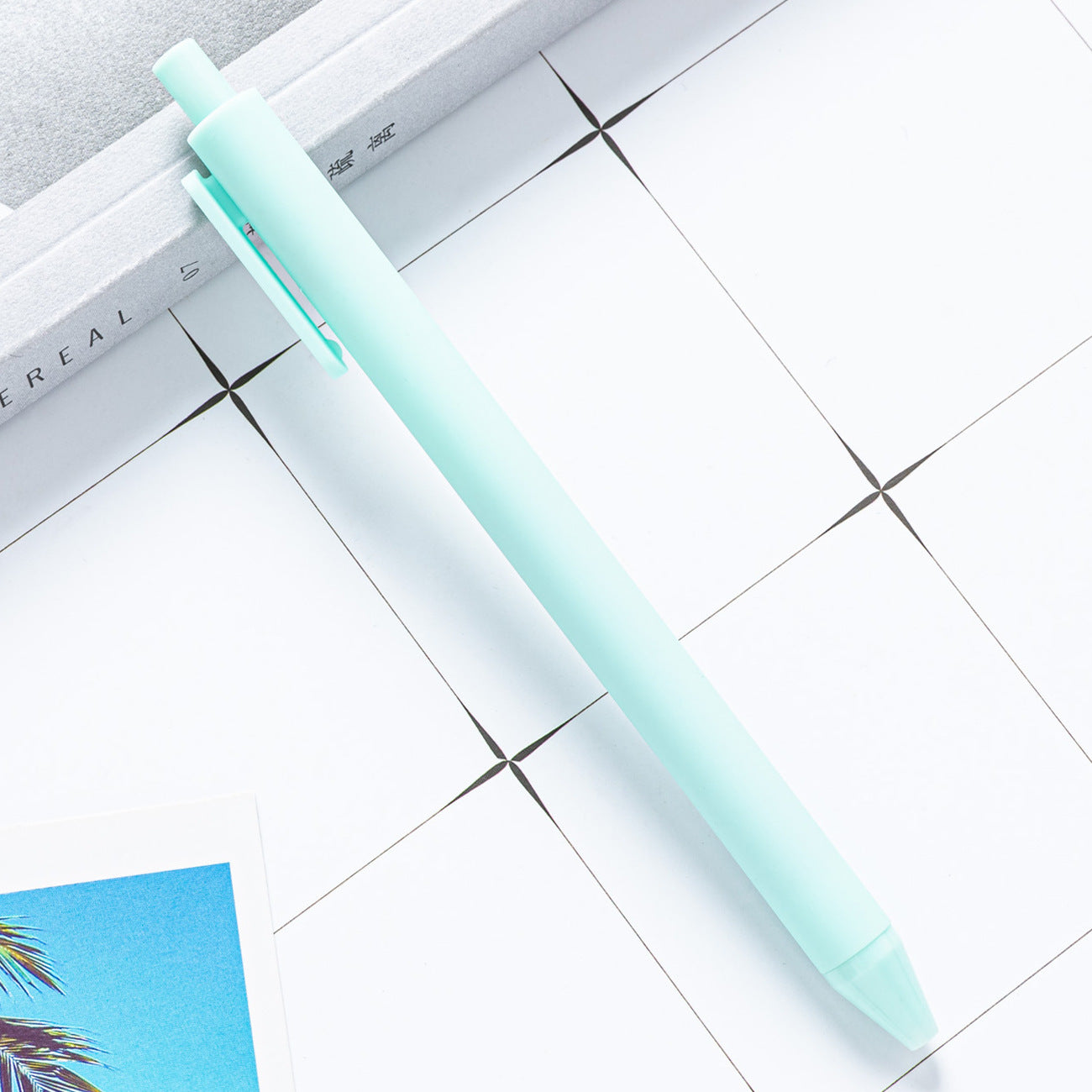 Press the plastic pen to print the logo creative candy, wholesale