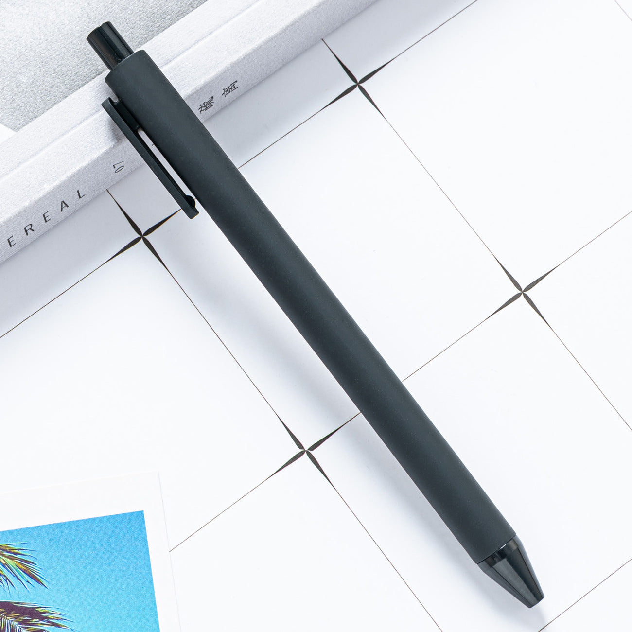 Press the plastic pen to print the logo creative candy, wholesale