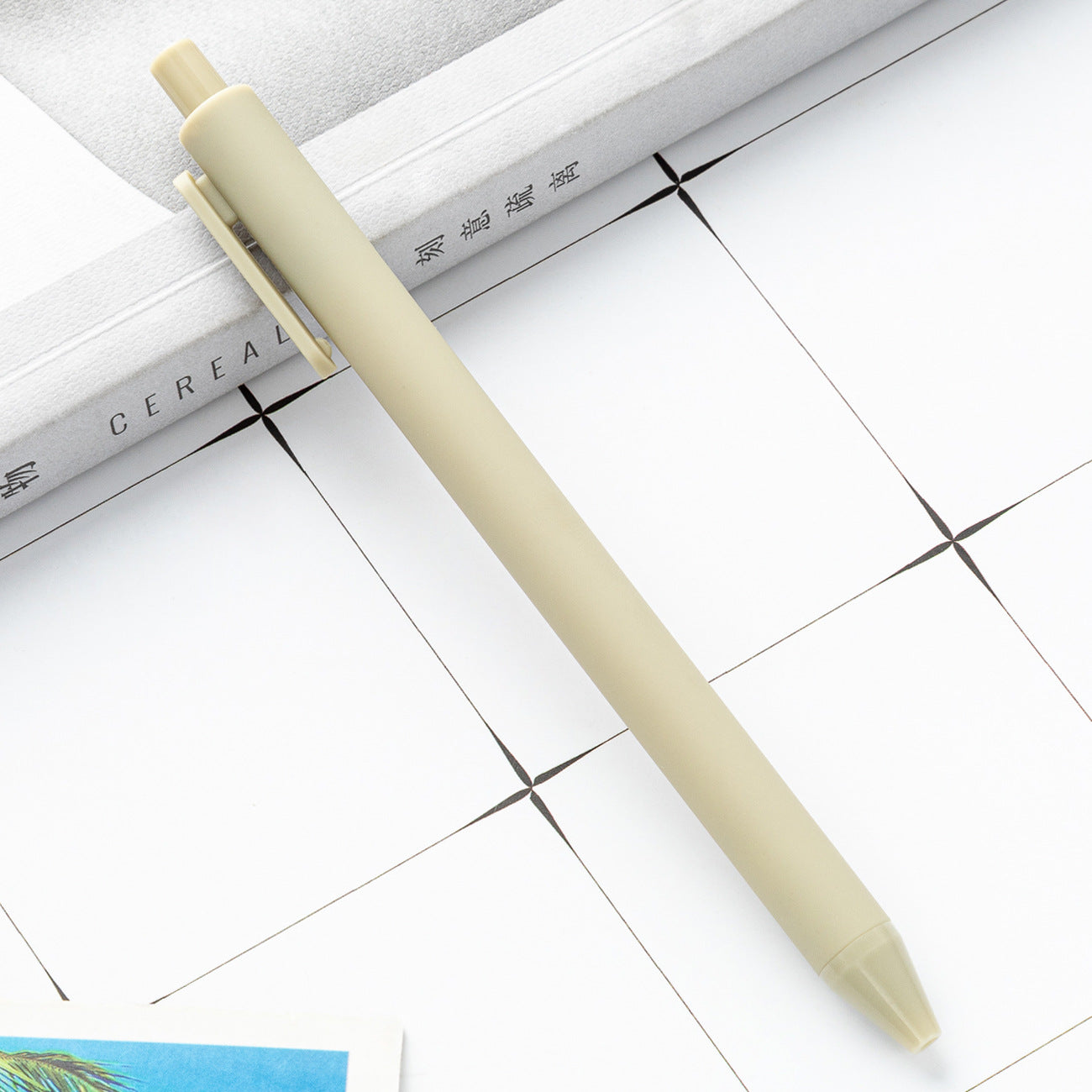 Press the plastic pen to print the logo creative candy, wholesale