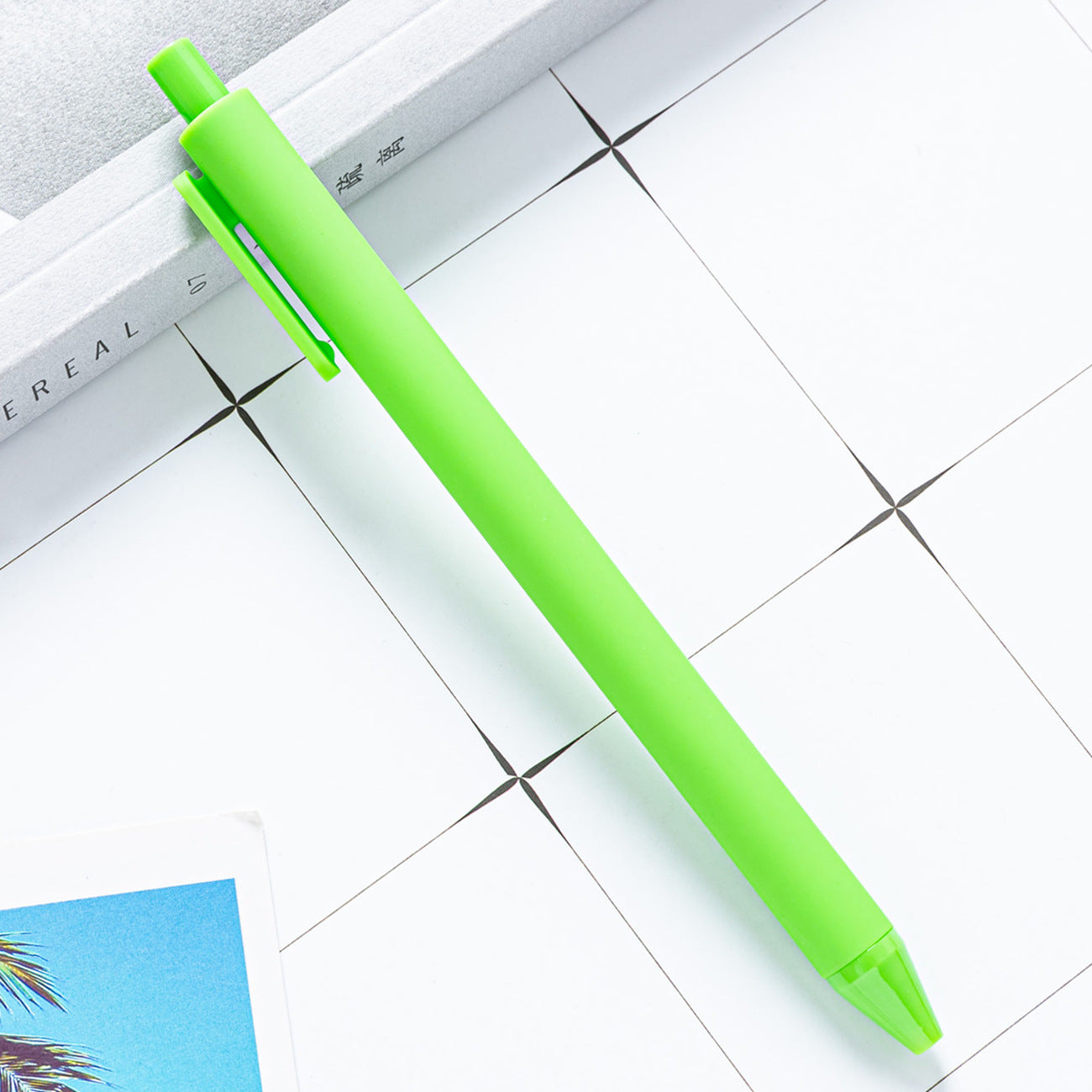 Press the plastic pen to print the logo creative candy, wholesale