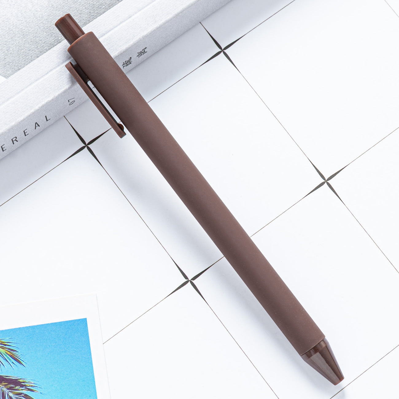 Press the plastic pen to print the logo creative candy, wholesale