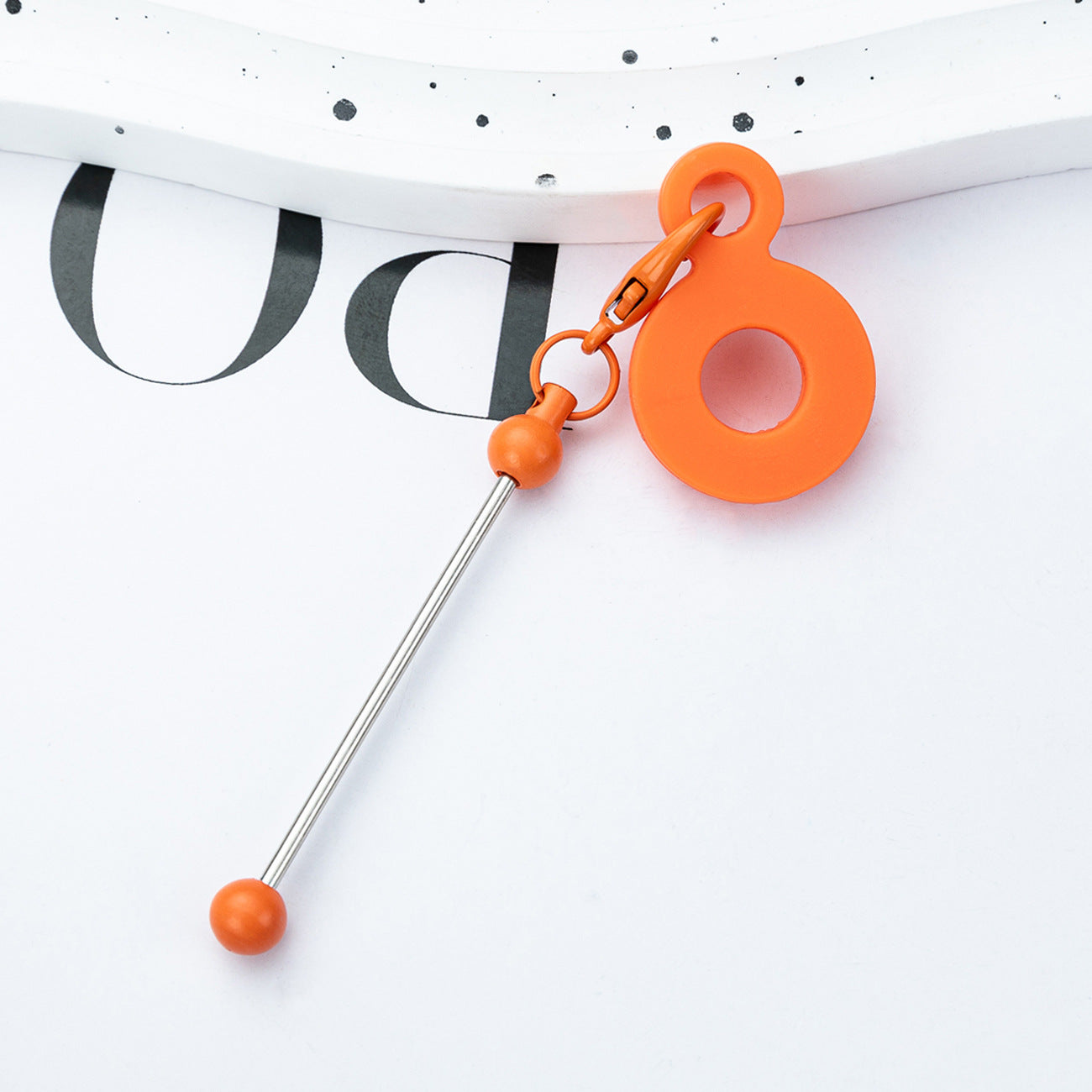 DIY beaded silicone straw pendant is suitable for 8mm-10mm water cup straw.