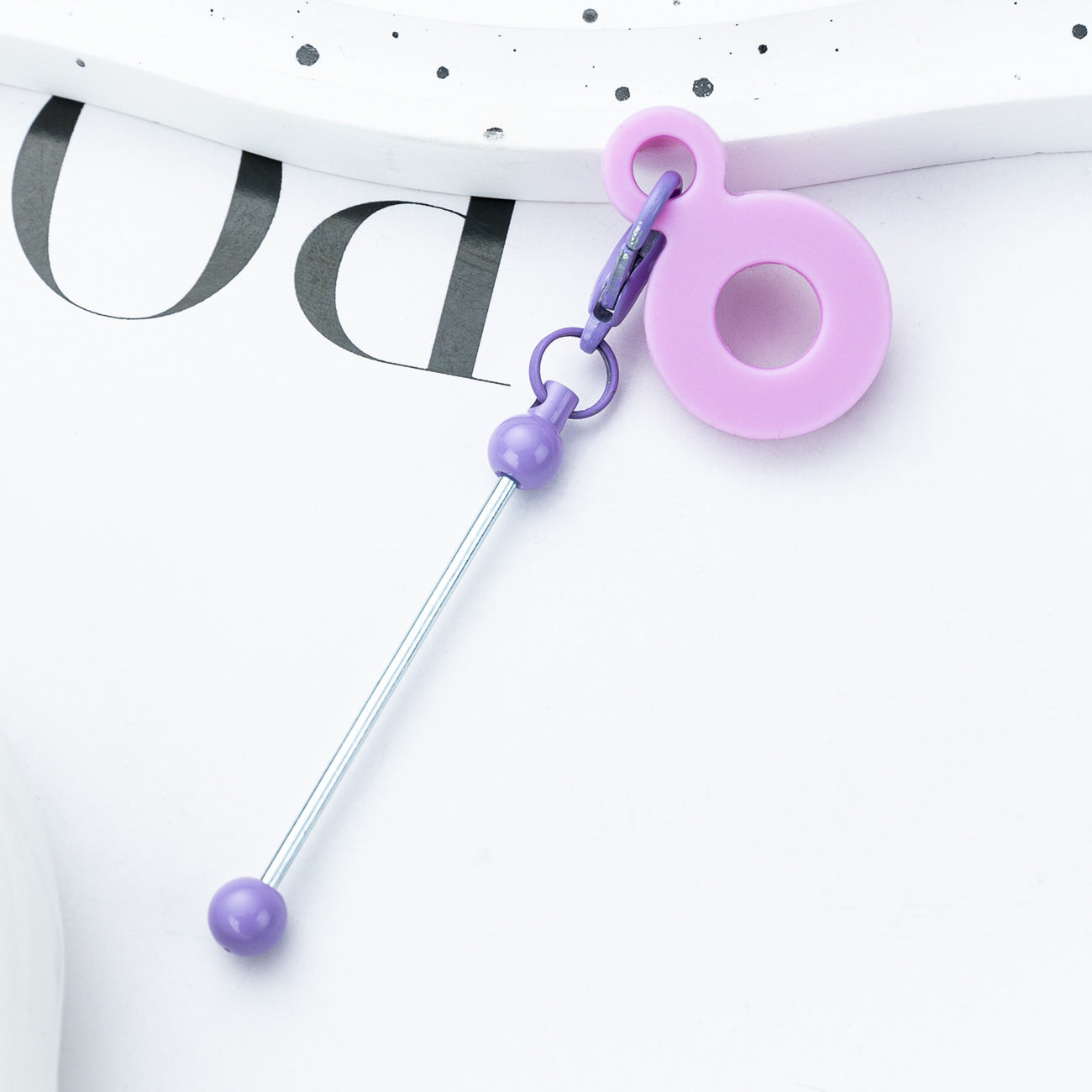 DIY beaded silicone straw pendant is suitable for 8mm-10mm water cup straw.