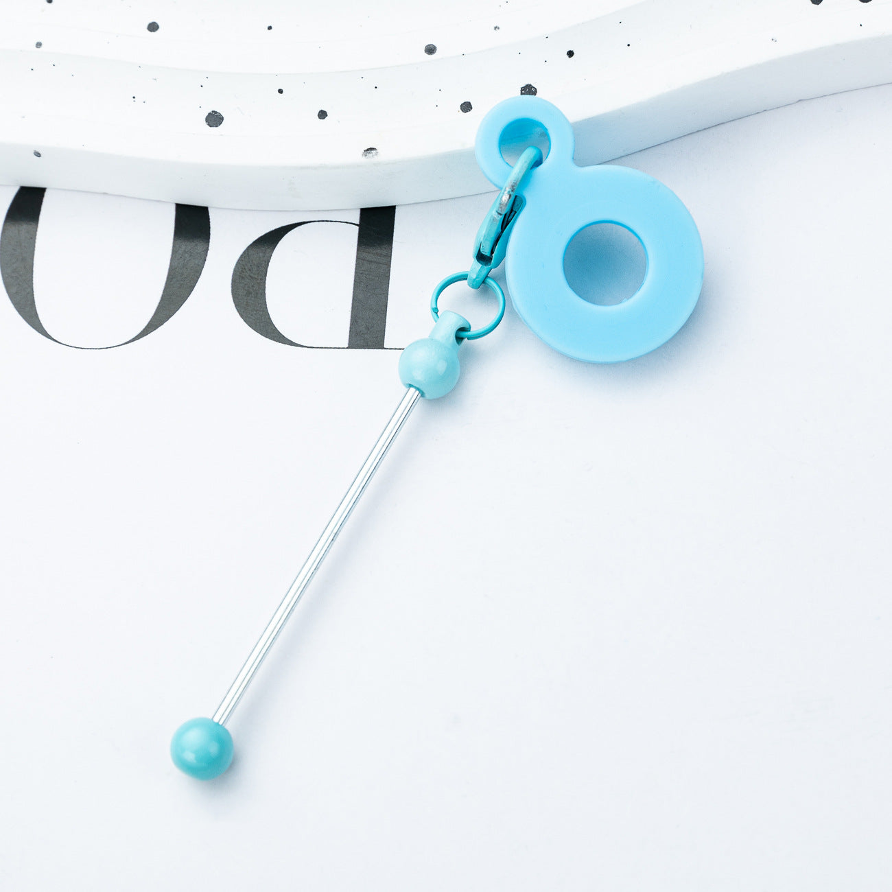 DIY beaded silicone straw pendant is suitable for 8mm-10mm water cup straw.