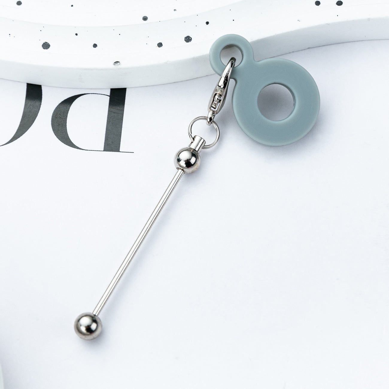 DIY beaded silicone straw pendant is suitable for 8mm-10mm water cup straw.