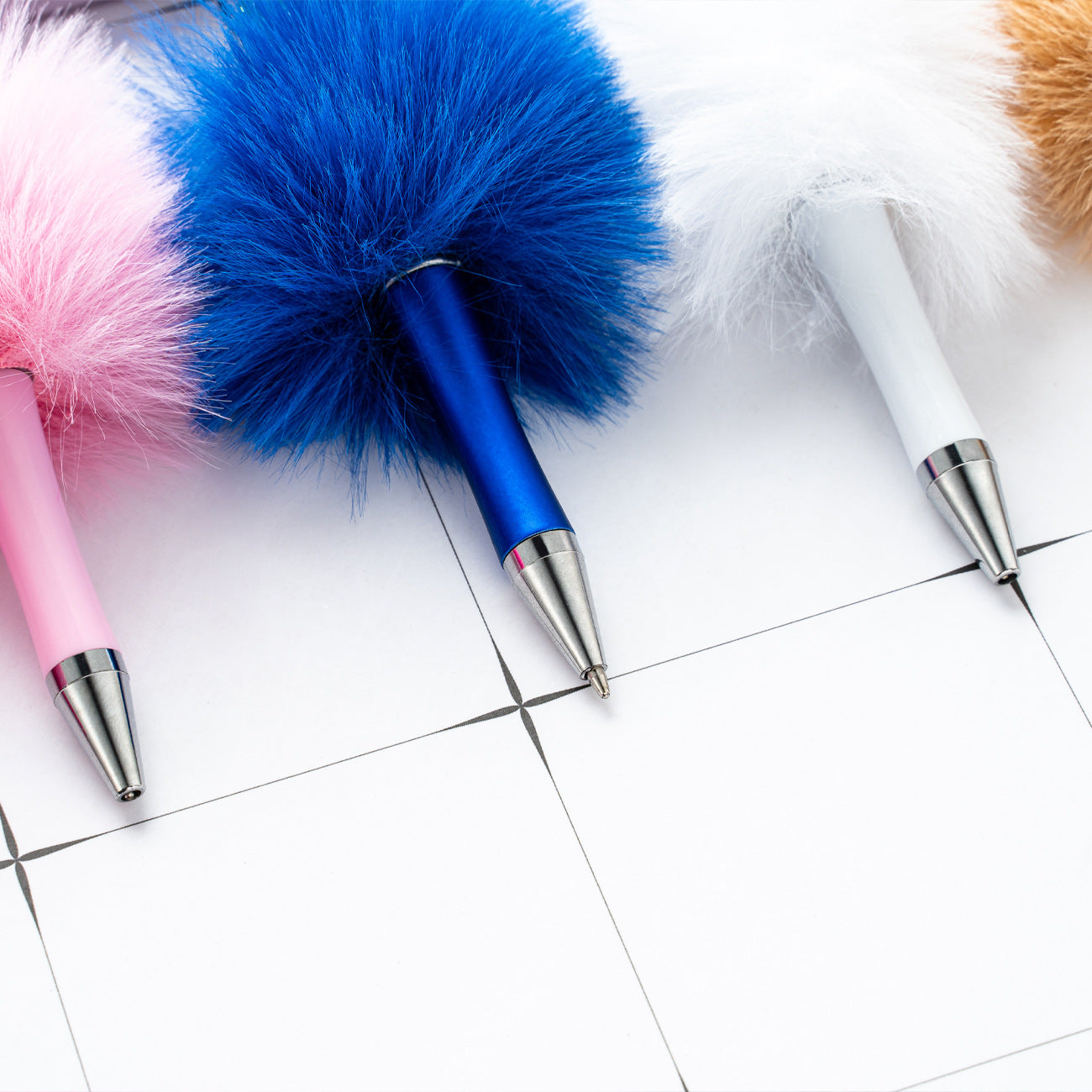 New creative DIY hairball beaded ballpoint pen (10pcs)